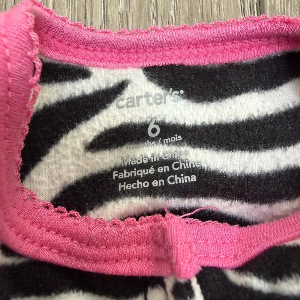 CARTERS FLEECE SNAP UP FOOTED SLEEPER ZEBRA 6MO